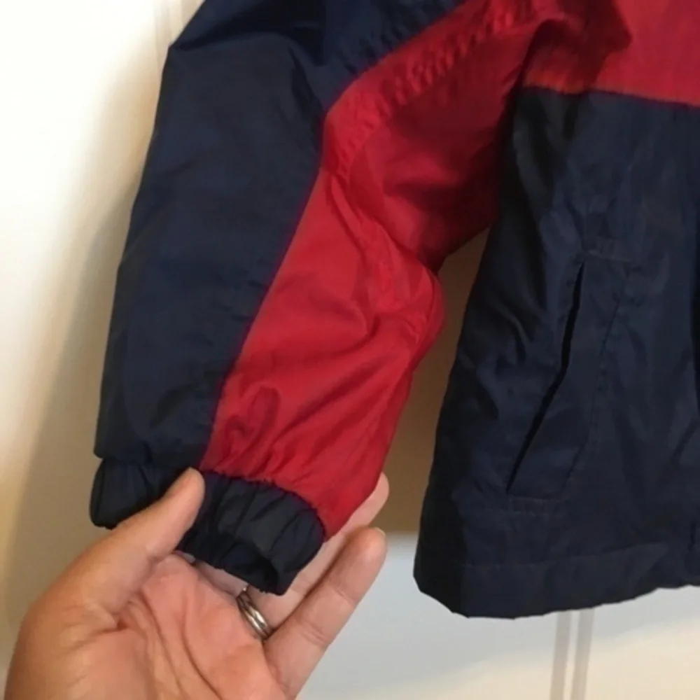 Boys size 3T Osh Kosh navy and red windbreaker